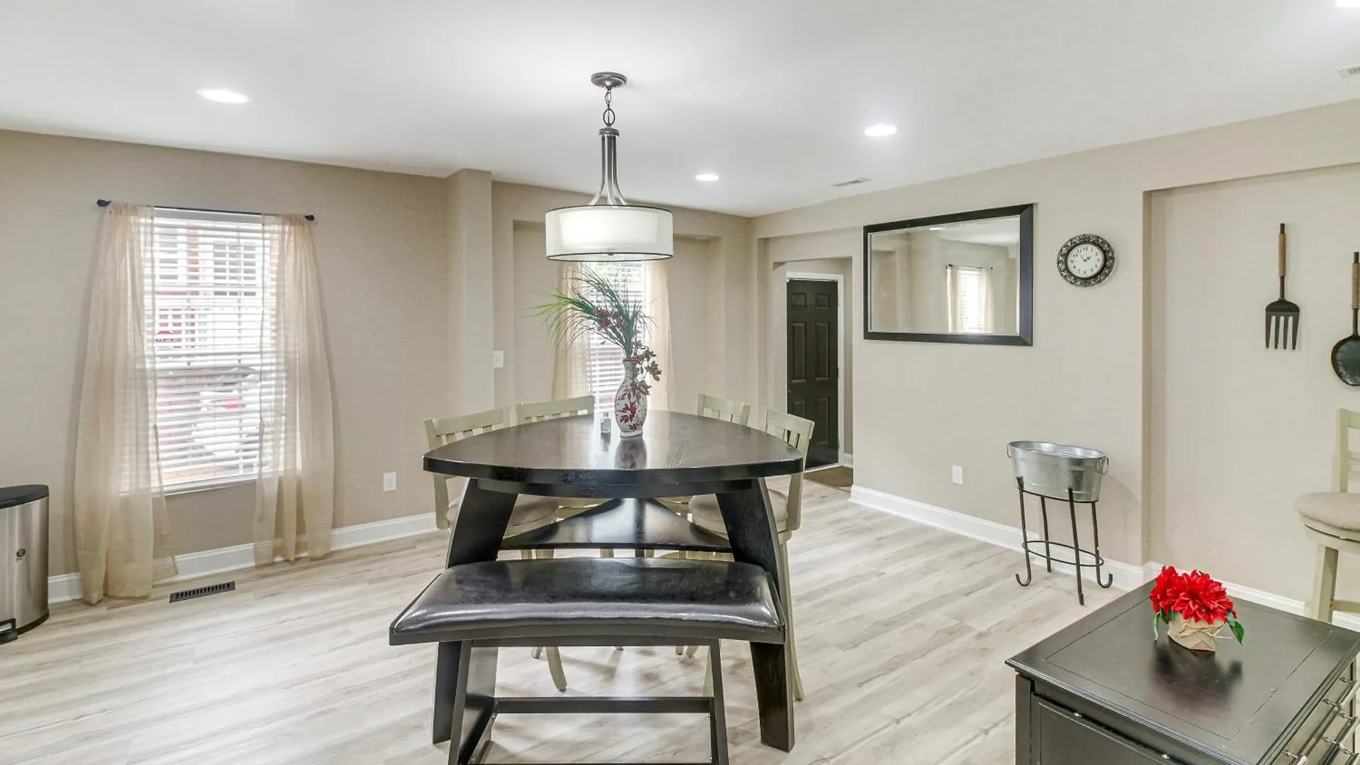 Charlotte Home With Yard - Near Spectrum Center! 0*,  Stati Uniti